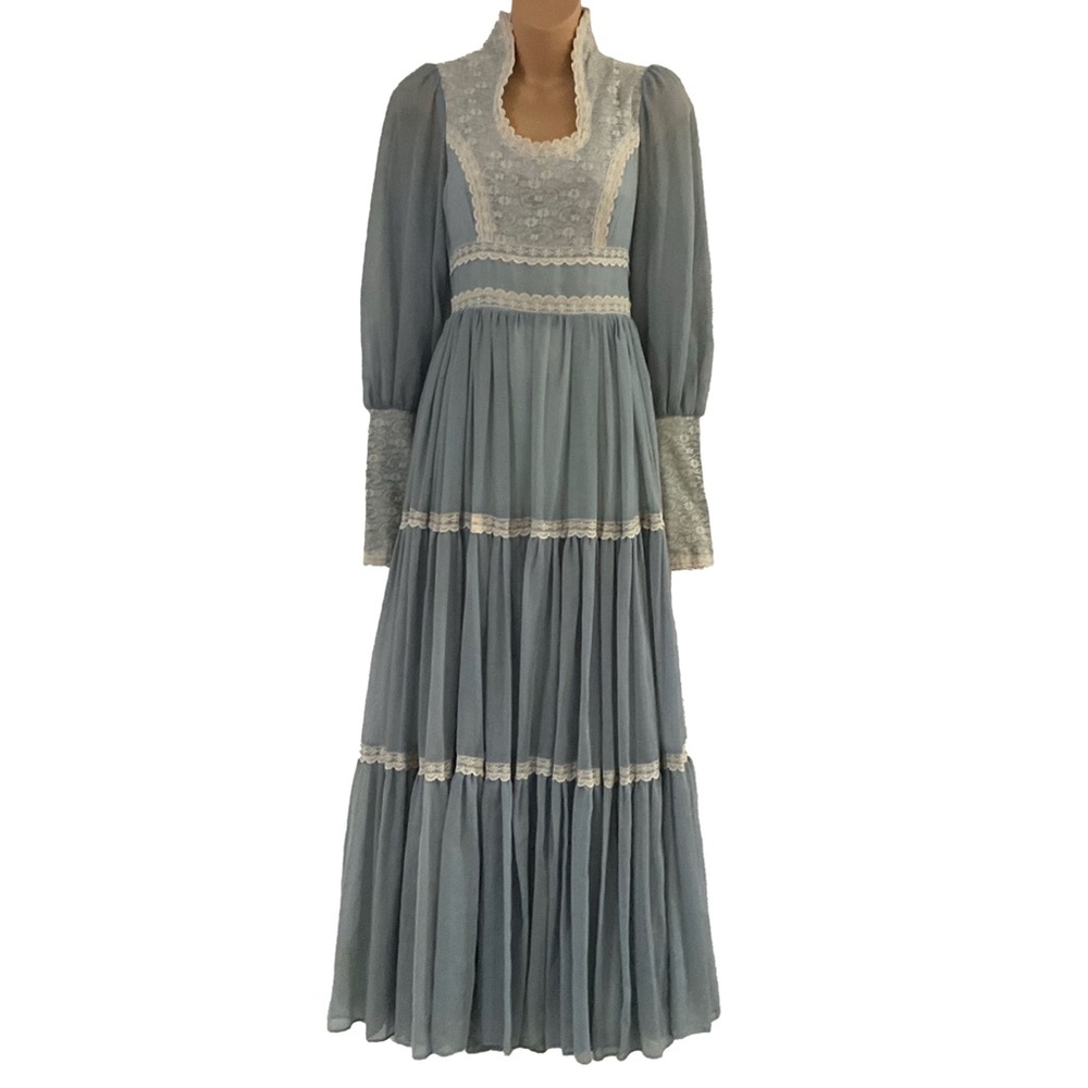 RARE Vintage Gunne Sax Long Sleeve Full Skirt Ruffled Boho Long Lace Maxi Dress